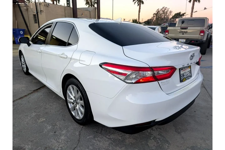 $18995 : 2019 Camry XLE image 6