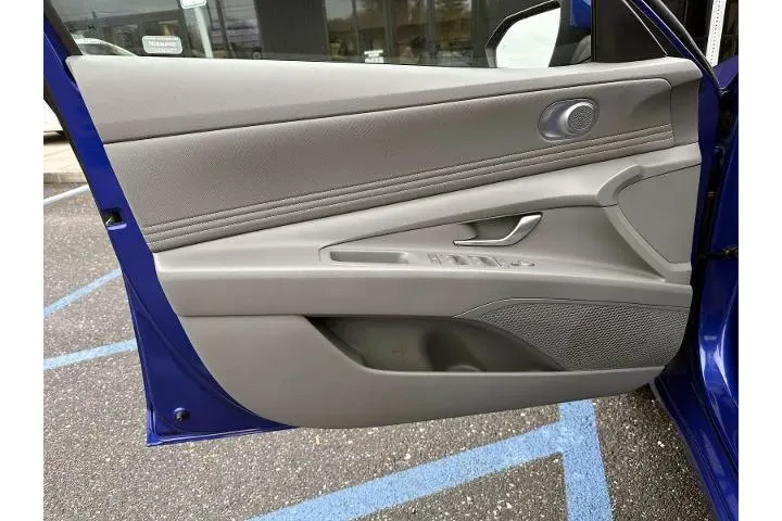 $16994 : Hyundai ELANTRA 2023 SEL 4dr image 8