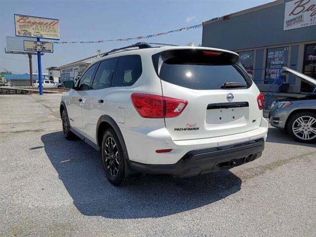 $22900 : 2020 Pathfinder SV image 7