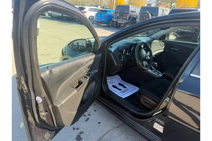 $6980 : 2015 Cruze 4dr Sdn Auto 1LT image 8