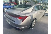 $16143 : Hyundai ELANTRA 2023 SE 4dr thumbnail