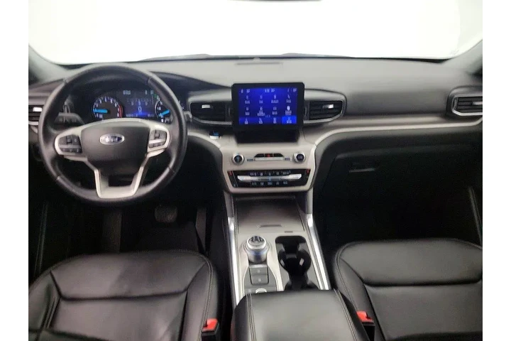 $25998 : Ford Explorer 2023 AWD XLT 4 image 9