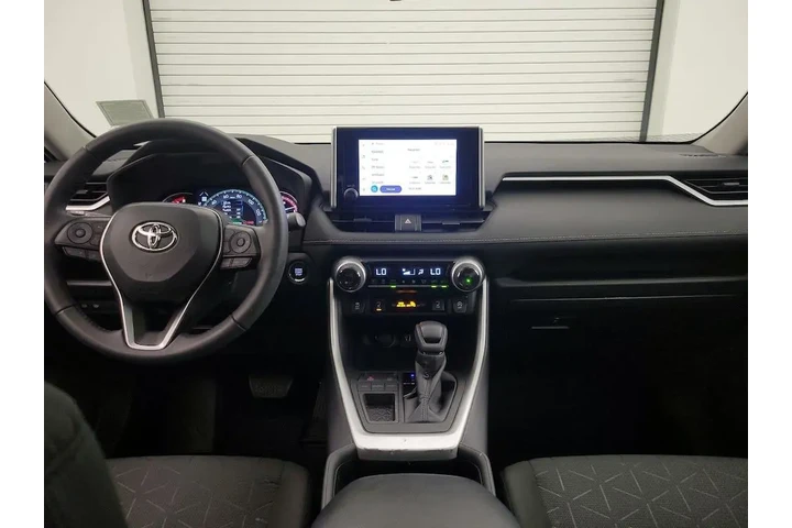 $31998 : Toyota RAV4 2023 XLE 4dr SUV image 9