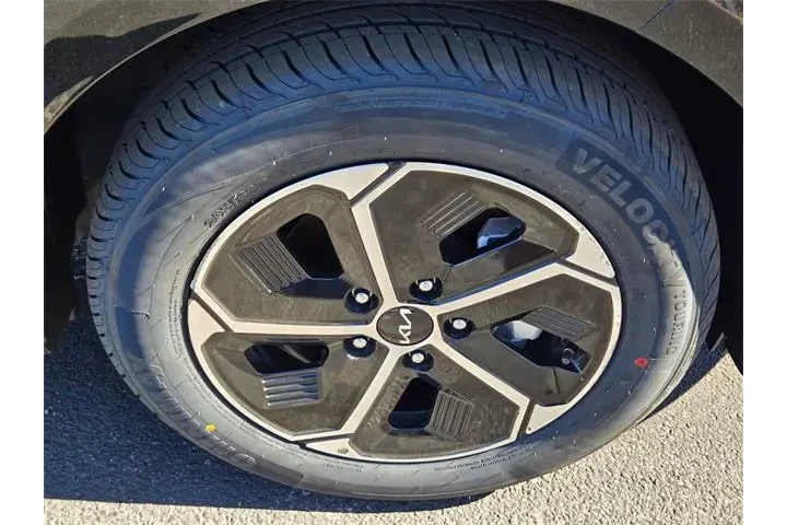 $25888 : Kia Niro 2023 SX 4dr Crossov image 8
