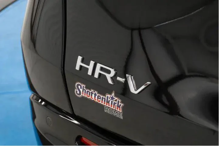 $31970 : Honda HR-V 2026 EX-L 4dr Cro image 8