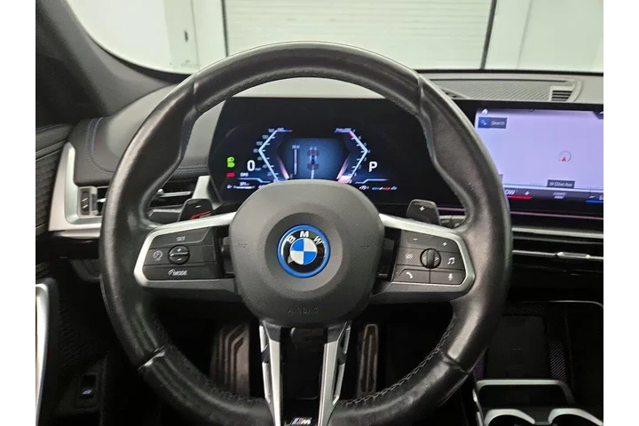 $26998 : BMW X1 2023 AWD xDrive28i 4d image 9