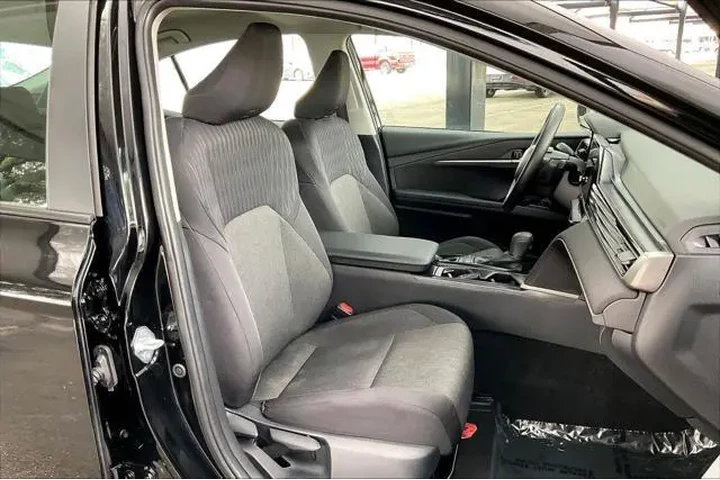 $25225 : Toyota Camry 2025 SE 4dr Sed image 8