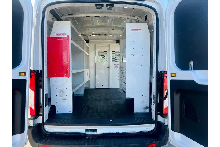 $28995 : 2018 Transit 250 Van Med. Roo image 10