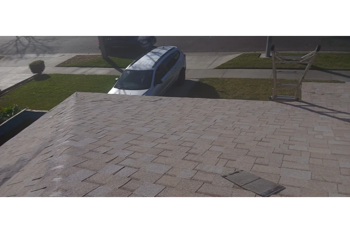 Busco trabajo de Roofing image 1