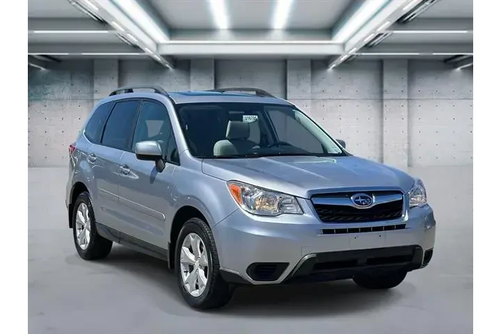 $14455 : Subaru Forester 2016 AWD 2.5 image 2