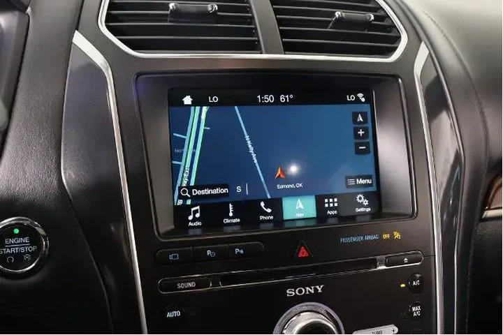 $16987 : Ford Explorer 2018 AWD Plati image 7