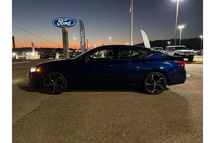 $20840 : Nissan Altima 2024 2.5 SR 4d image 8