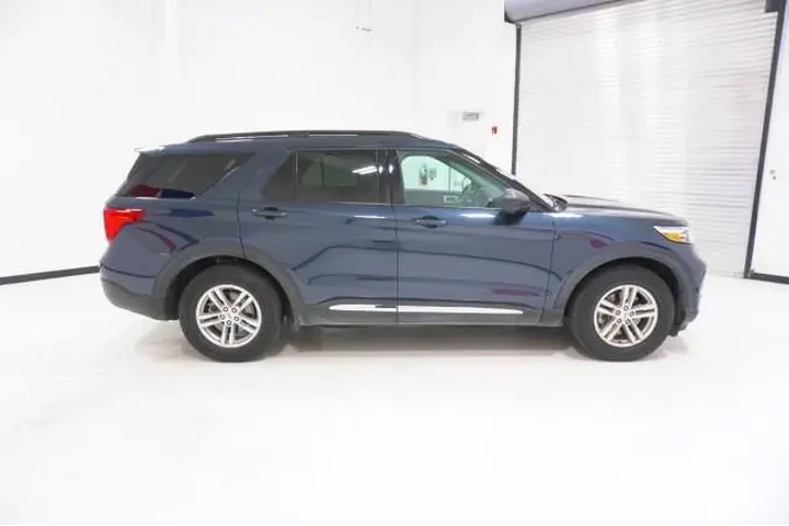 $30995 : Ford Explorer 2023 XLT 4dr S image 4
