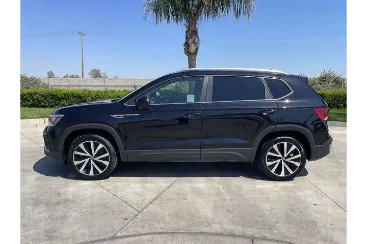 $19885 : Volkswagen Taos 2022 SE 4dr image 5