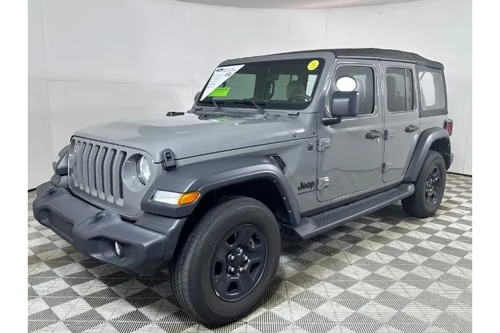 $27000 : Jeep Wrangler 2023 4x4 Sport image 10
