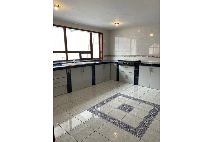 $6980000 : Excelente Casa a 12 Min de Six image 4
