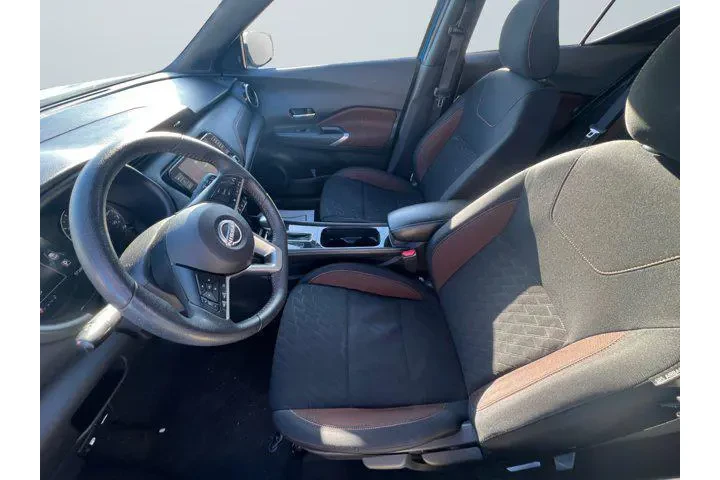 $17854 : Nissan Kicks 2023 SR 4dr Cro image 9