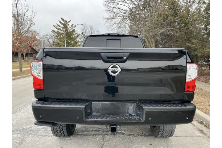 $22995 : 2020 Titan XD SV image 6