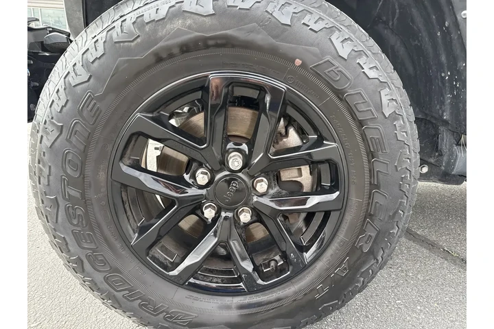 $34125 : Jeep Gladiator 2023 4x4 Spor image 10