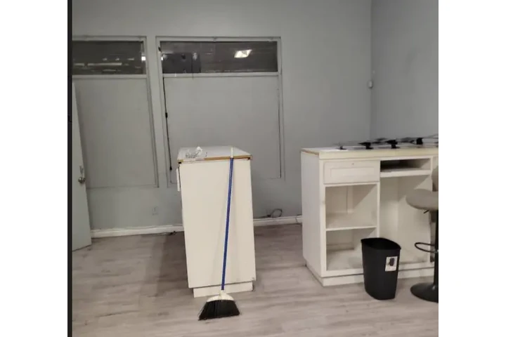 COMPTON RENTO ESPACIO image 3