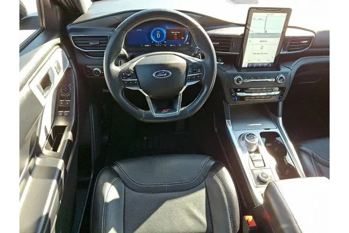 $33900 : Ford Explorer 2020 AWD ST 4d image 10