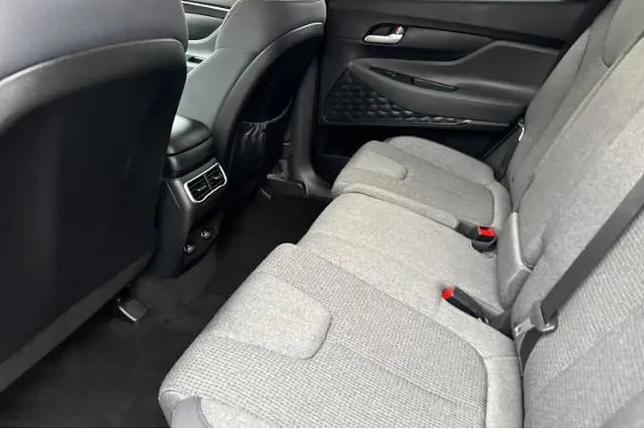 $22900 : Hyundai SANTA FE 2023 AWD SE image 6