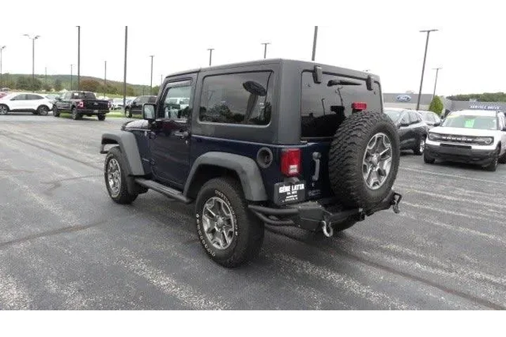 $15952 : Jeep Wrangler 2013 4x4 Rubic image 5