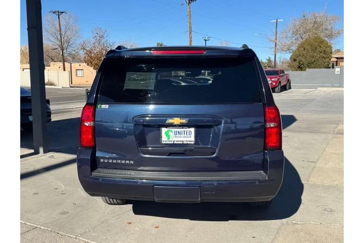 2019 Suburban LT 4WD image 6