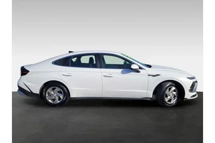 $22995 : Hyundai SONATA 2025 SE 4dr S image 3