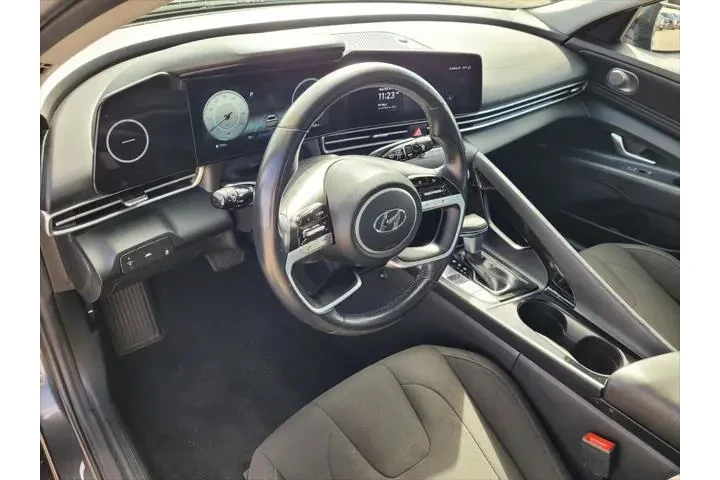$19600 : Hyundai ELANTRA 2023 SEL 4dr image 7