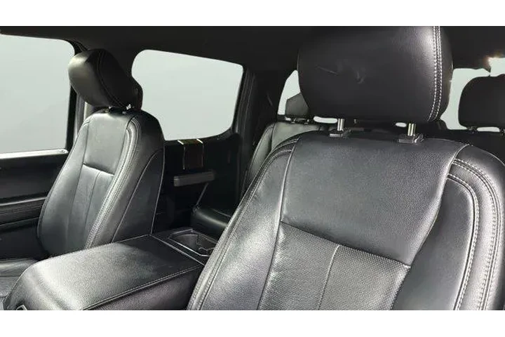 $24513 : Ford F-150 2019 4x4 Lariat 4 image 10