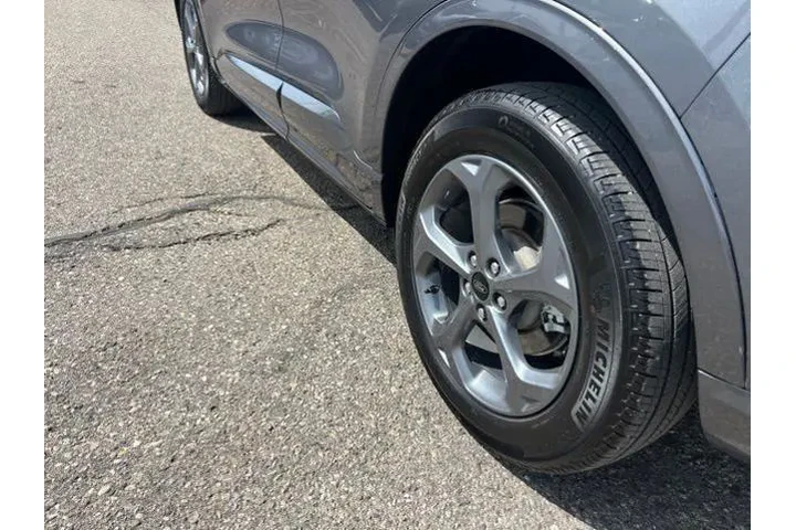 $25298 : Ford Escape 2024 AWD ST-Line image 7