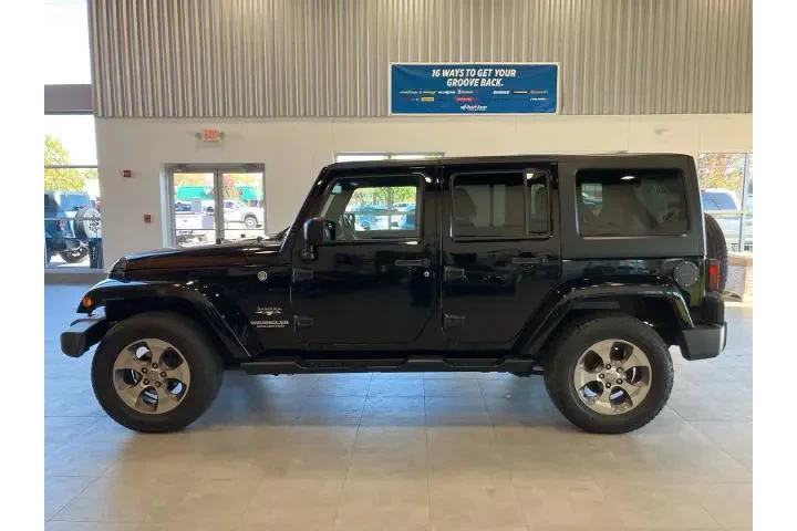 $16700 : Jeep Wrangler Unlimited 2016 image 8