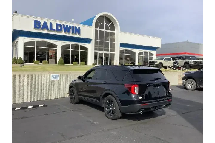 $39950 : Ford Explorer 2024 ST-Line 4 image 5