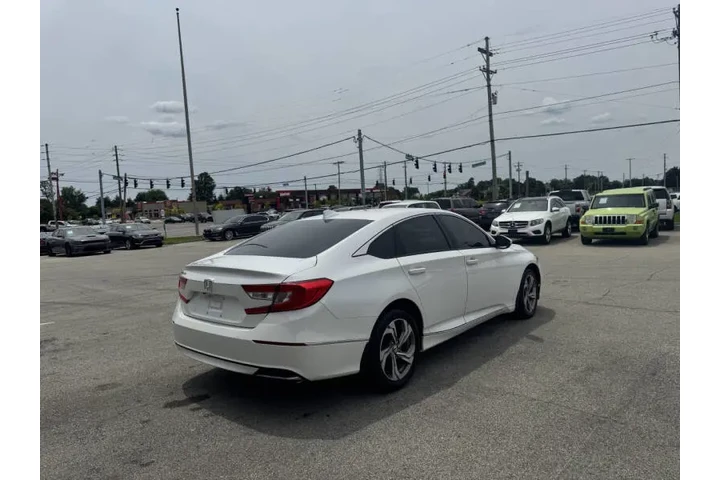 $17850 : 2018 Accord EX image 7