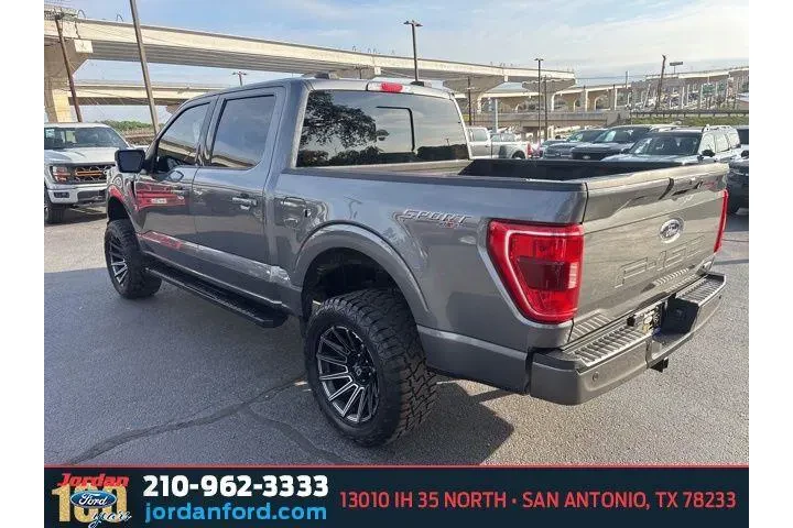$30435 : Ford F-150 2021 4x4 XL 4dr S image 7