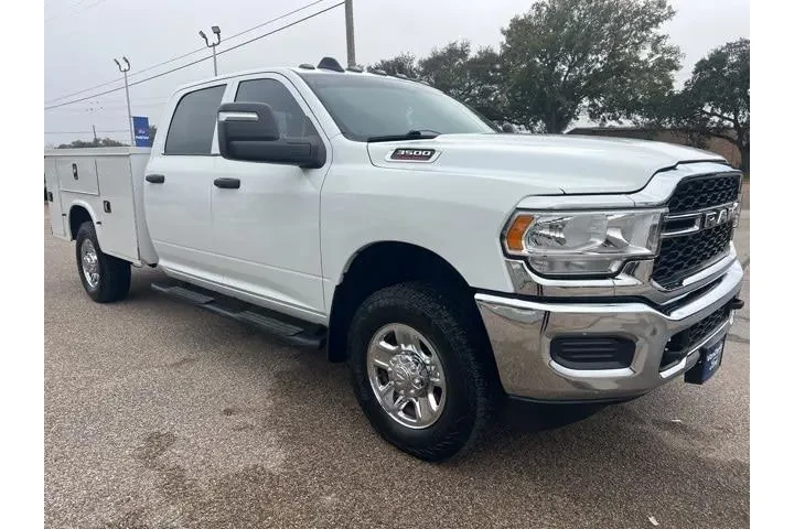 $39995 : Ram 3500 2023 4x4 Tradesman image 4
