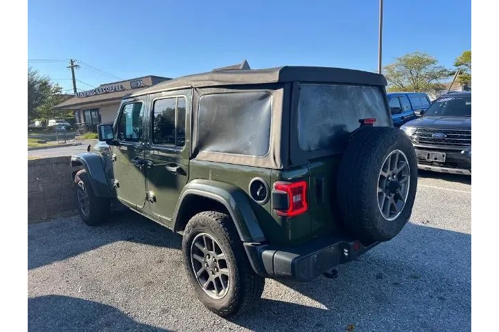 $27295 : Jeep Wrangler Unlimited 2021 image 2