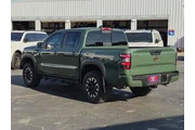 Nissan Frontier 2023 4x4 PRO thumbnail
