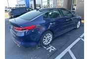 $12888 : Kia Optima 2018 LX 4dr Sedan thumbnail