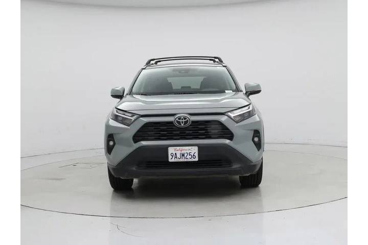 $30998 : Toyota RAV4 2022 AWD XLE Pre image 5