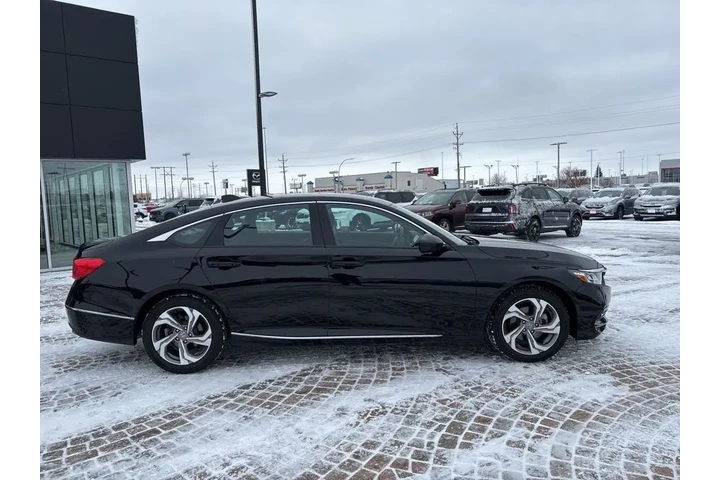 $20495 : 2018 Accord EX image 4