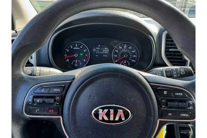 2019 KIA SPORTAGE2019 KIA SPO image 9