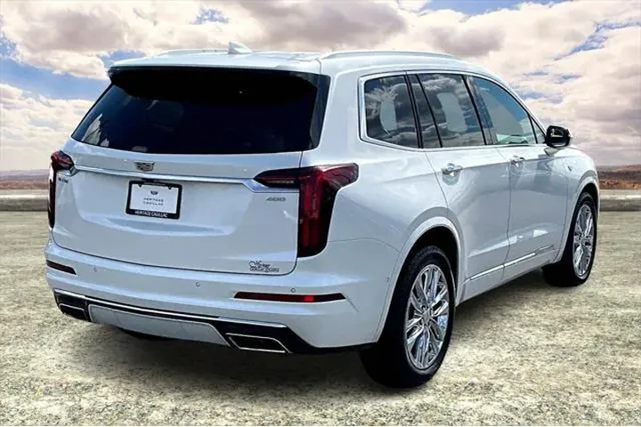 $32492 : Cadillac XT6 2022 Premium Lu image 5