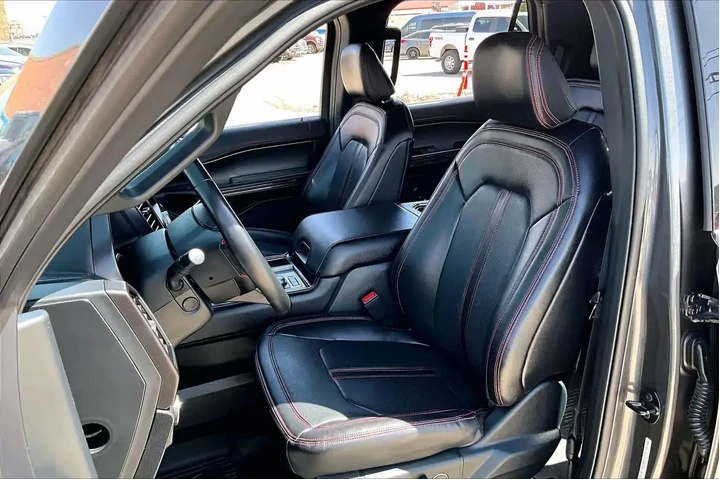 $39716 : Ford Expedition 2021 4x4 Lim image 8