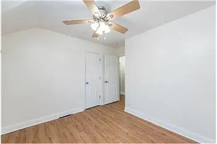 $1000 : Rental property with 2 bedro image 10