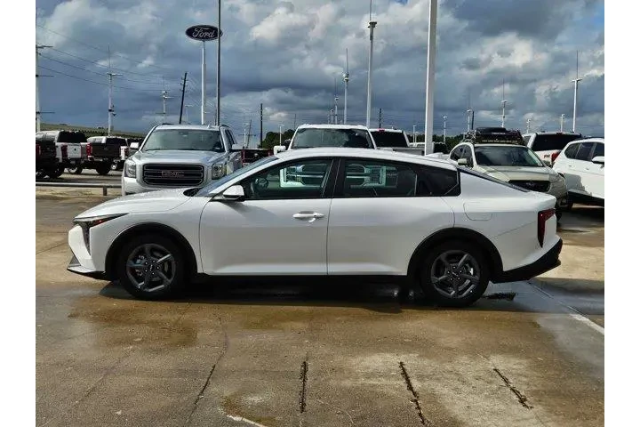 $18925 : Kia K4 2025 LXS 4dr Sedan image 6