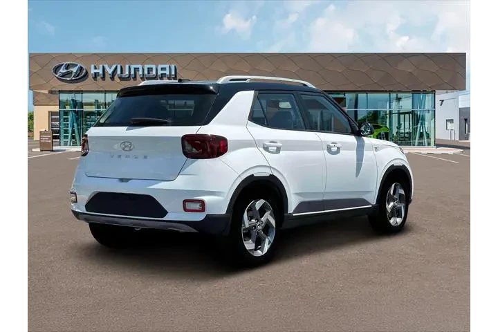 $22000 : Hyundai VENUE 2025 Limited 4 image 7