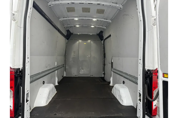 $37495 : Ford Transit 2023 AWD 350 3d image 7