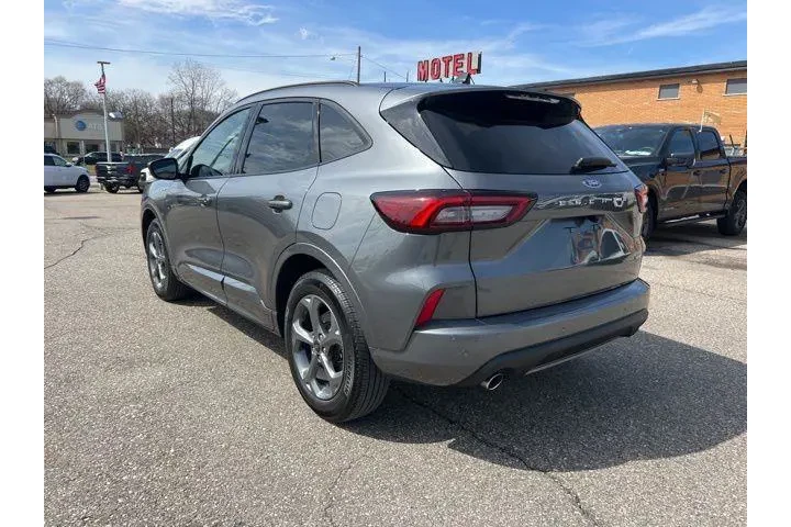 $23995 : Ford Escape 2024 AWD ST-Line image 6